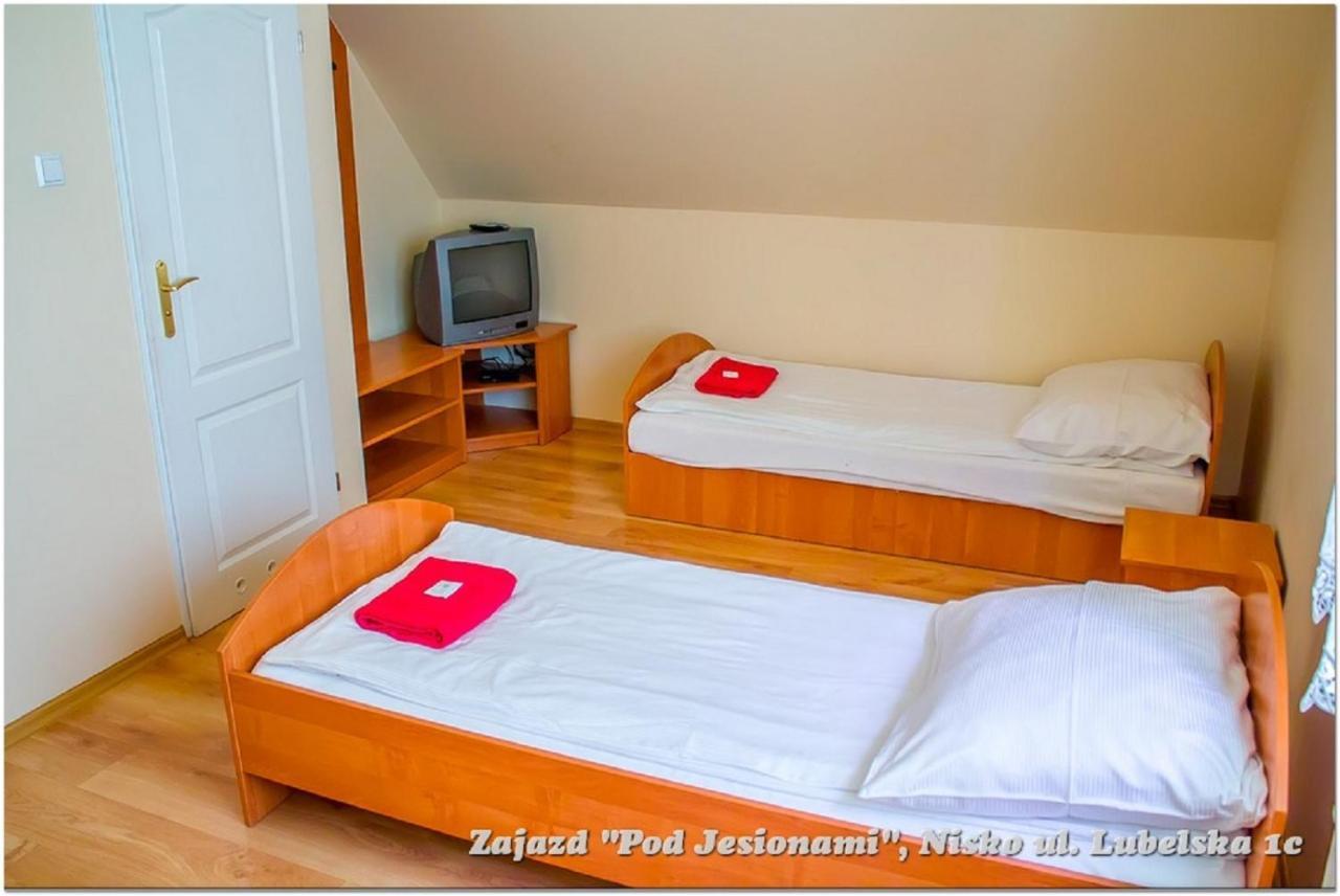 Zajazd Pod Jesionami Nisko ภายนอก รูปภาพ